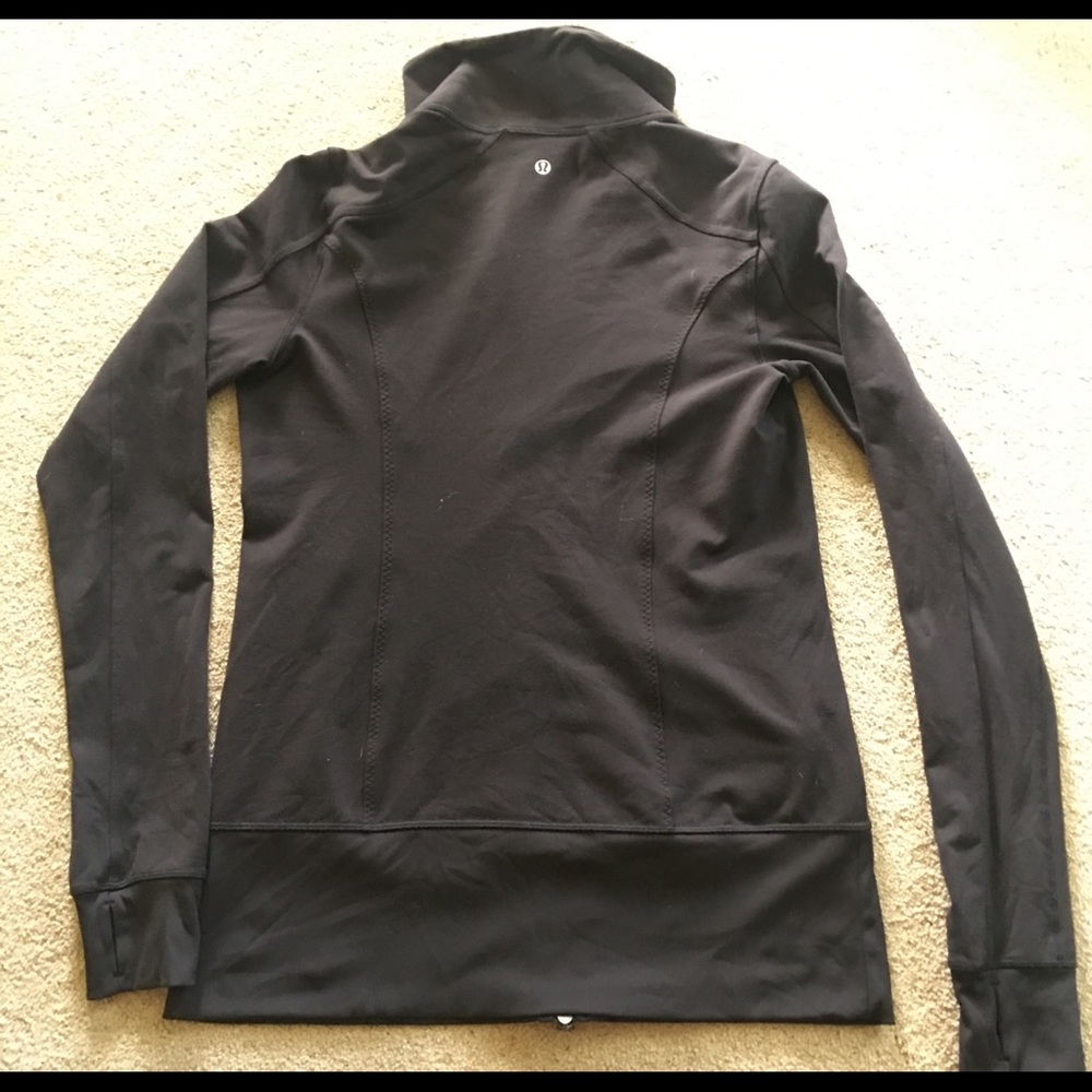 Lululemon jacket - Picture 4 of 4